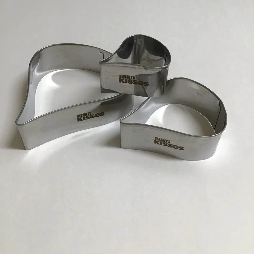 Hershey’s Kisses Cookie Cutter 3-PC NESTING SET Hershey's Brand Teardrop Crafts